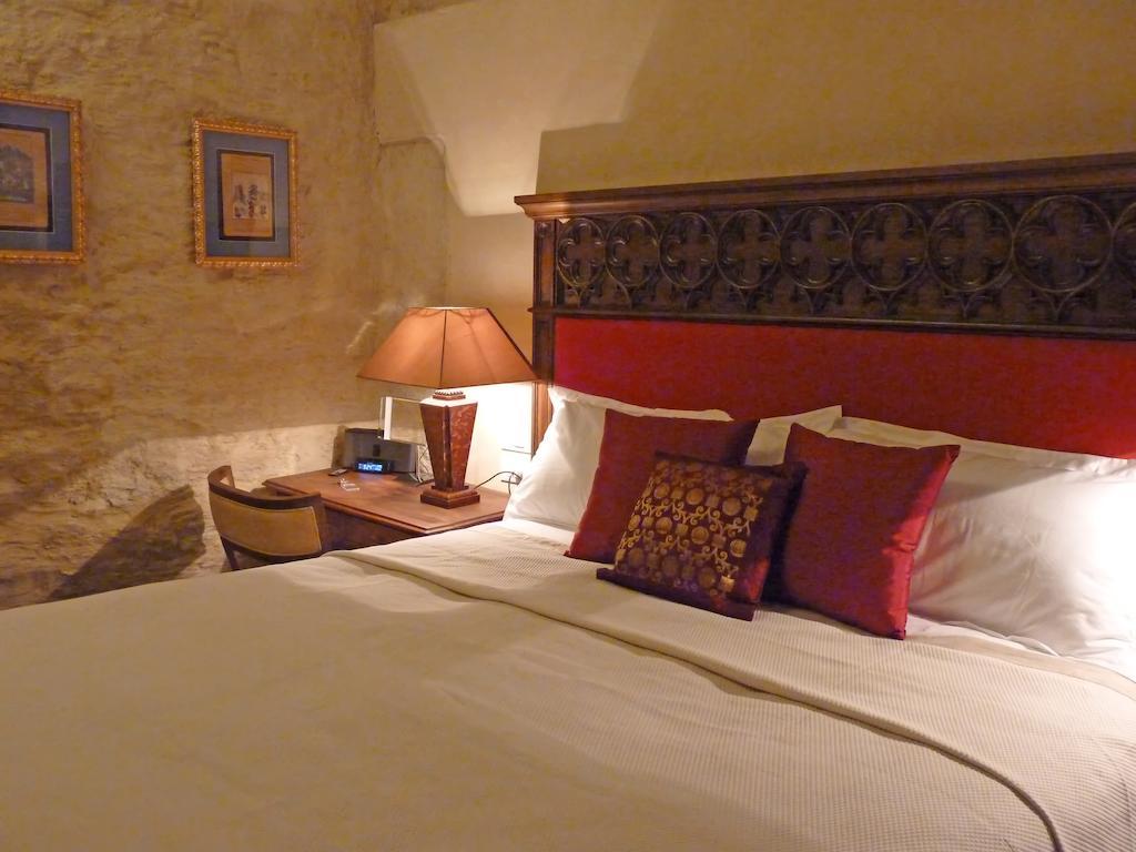 The Old Markets Symi Room photo